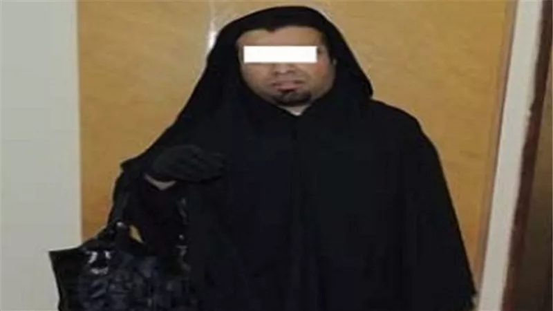 القبض على لص مرتديًا النقاب بعد سرقته 