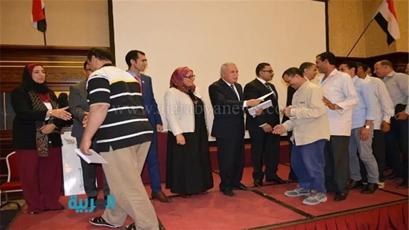 وزير القوى العاملة: حل مشكلات العاملين بالخارج بالبعثات المصرية