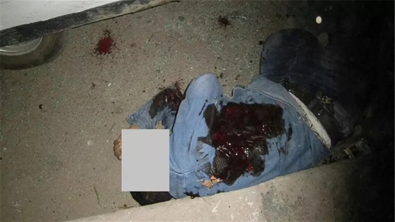 ننشر تحقيقات النيابة في الهجوم الإرهابى بحلوان.. سيارة الشهداء بها آثار لأكثر من 50 طلقة.. العثور على فوارغ 120 طلقة.. والشهود يؤكدون وجود علم 