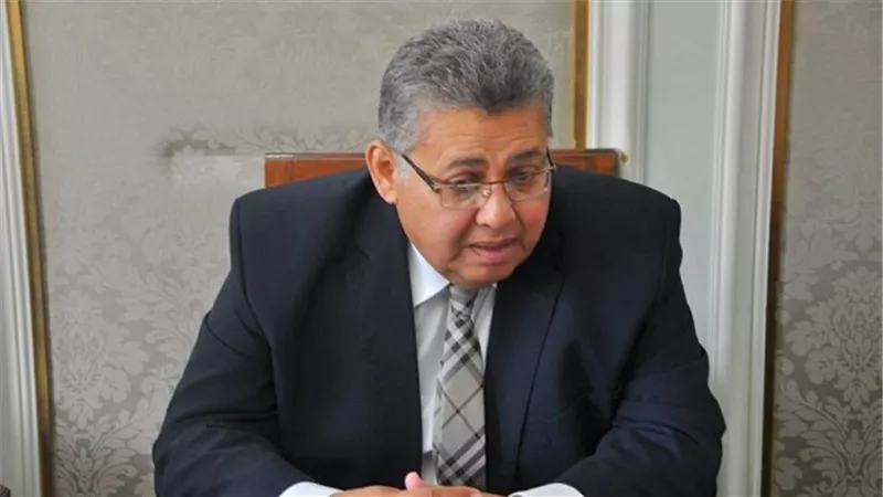 شاهد.. وزير التعليم العالي يتفقد مباني جامعة أكتوبر للعلوم الحديثة