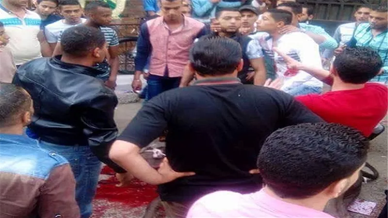 شاهد.. طالب بجامعة الإسكندرية يذبح 