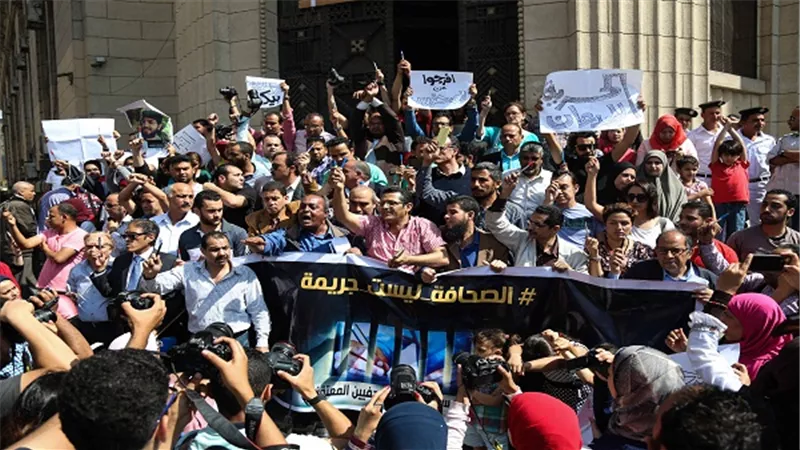 عمرو أديب ردًا على قرار 