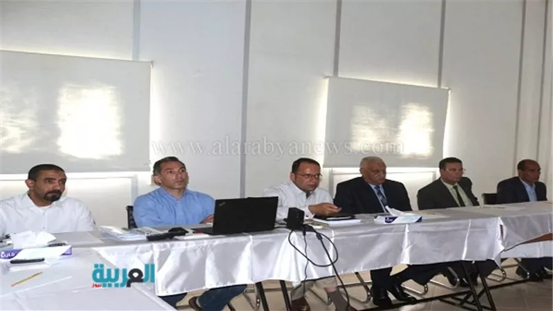 بالصور.. محافظة السويس تدرس إنشاء خط سكة حديد بمنطقة العين السخنة