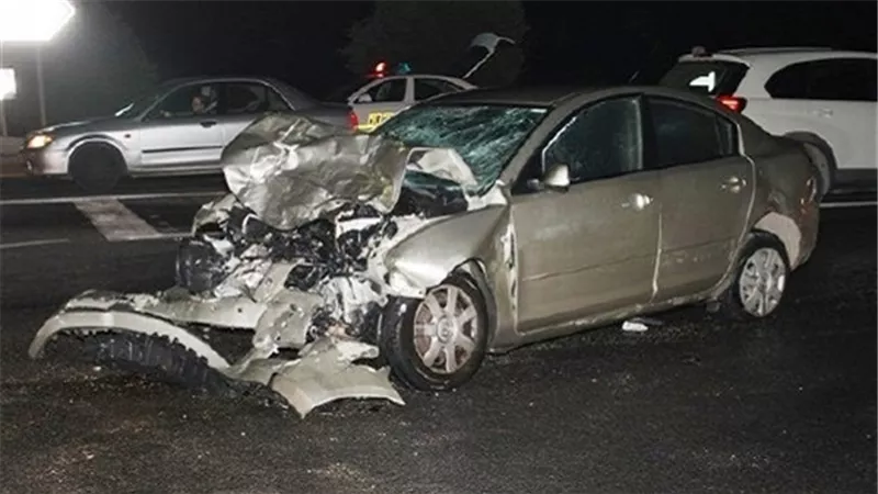 عودة الحركة المرورية أعلى محور صفط اللبن بعد رفع حادث تصادم سيارتين