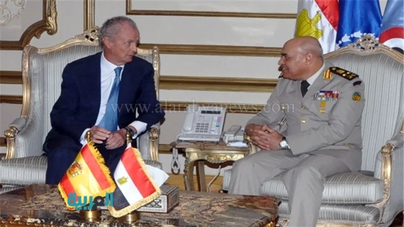 بالفيديو.. وزير الدفاع يبحث مع نظيره الأسباني العلاقات العسكرية بين البلدين