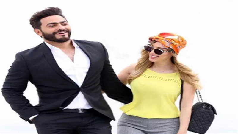 تامر حسني يحتفل بعيد ميلاد زوجته