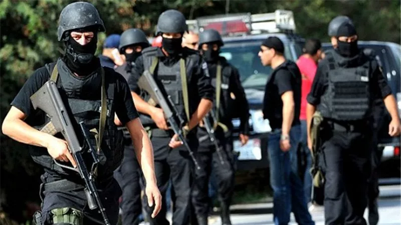 مقتل 4 عناصر أمنية ومسلحين باشتباك جنوب تونس