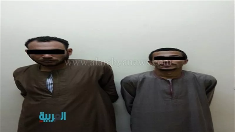 بالصور.. ضبط تاجري 