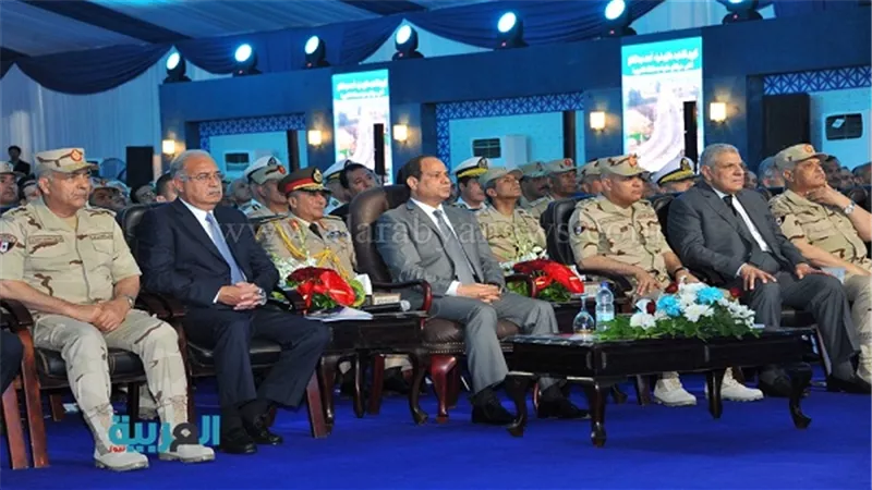 نائب برلماني يشيد بقرار السيسي حول المناطق العشوائية الخطرة