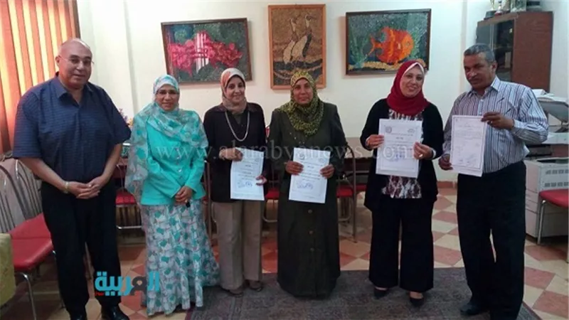  إدارة المعادي التعليمية تعزي والدة شهيد الداخلية بحلوان