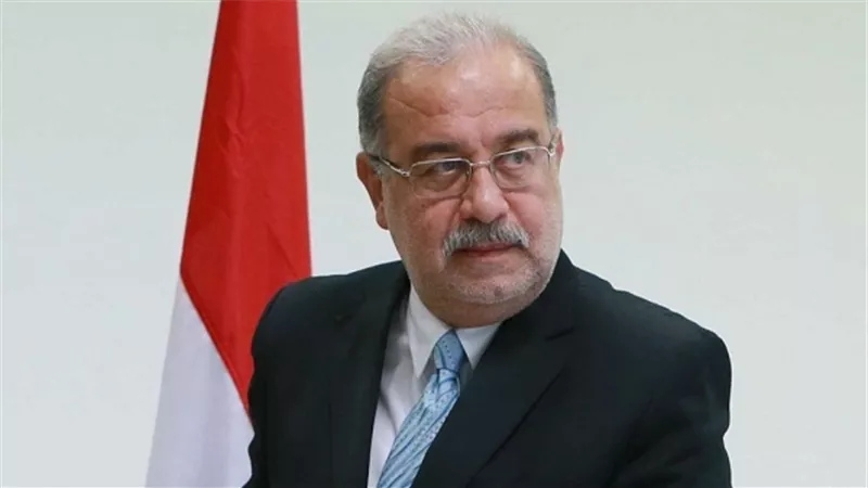 شاهد.. صحفي: الحكومة بِتشَرَب الشعب 