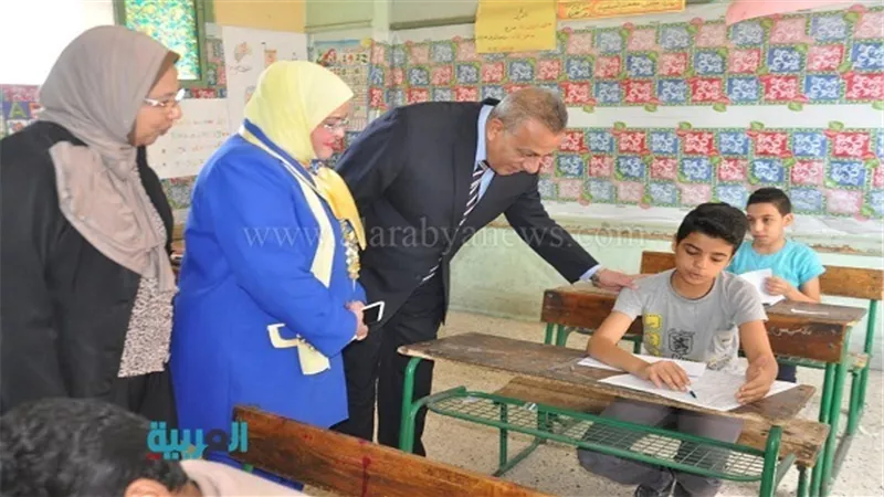 محافظ الجيزة يتفقد امتحانات الشهادة الإعدادية