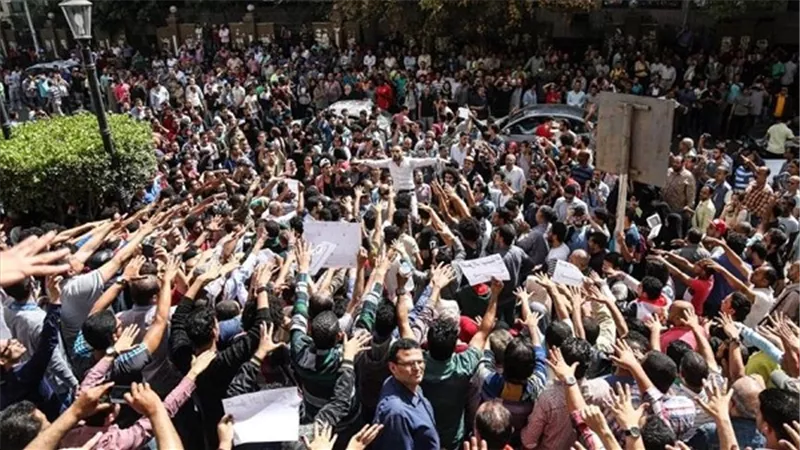 شاهد.. خبير إرهاب: لا يجوز سب الرئيس تحت دعاوى الحرية الشخصية