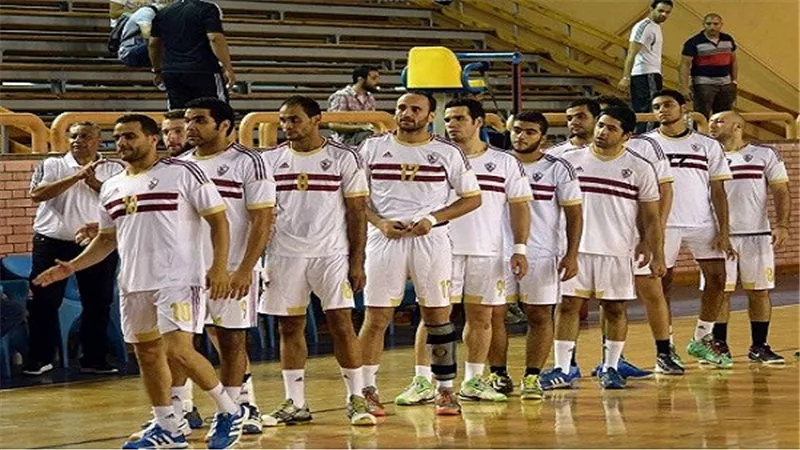 مدرب 