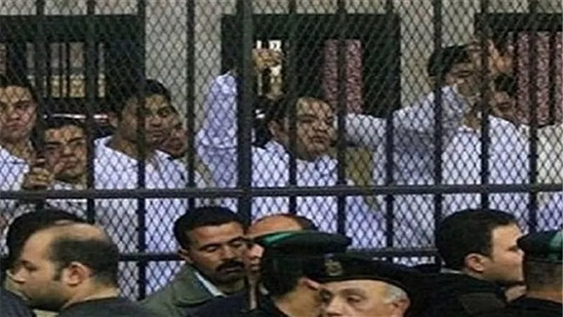 تأجيل محاكمة 4 متهمين بـ