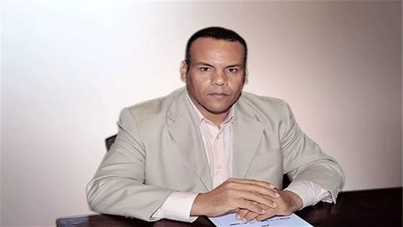 خبير: 