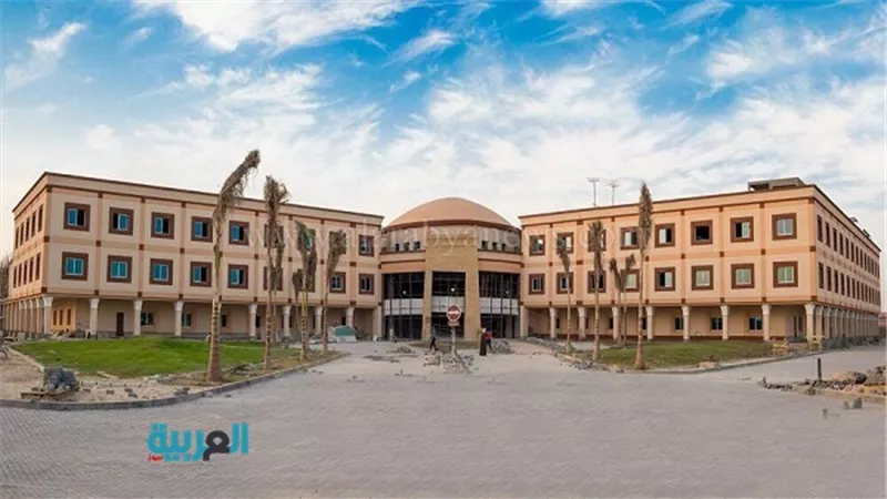 باقي من الزمن 13 يومًا.. المصريون يدشنون الهرم الرابع.. 