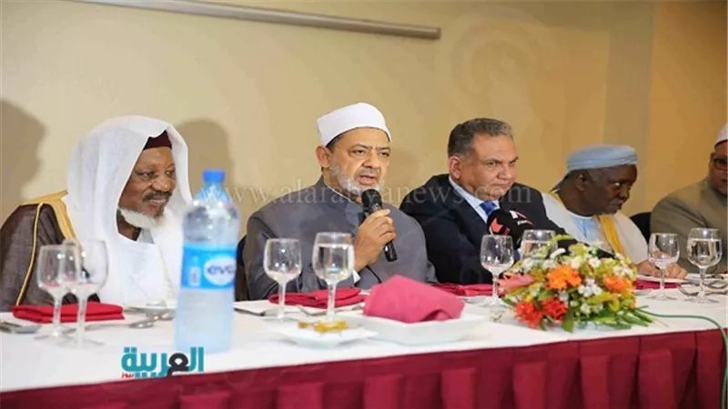بعد قليل.. ‏الإمام الأكبر‬ يعقد مؤتمرًا صحفيًا بالعاصمة النيجيرية ‫لمواجهة التطرف