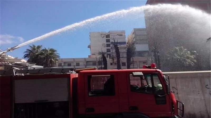 السيطرة على حريق بورشة أسفل عقار سكني بالجيزة 