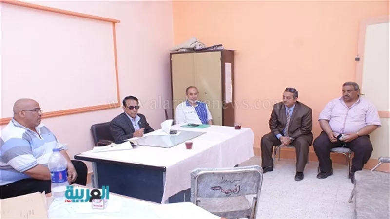 استبعاد رئيس لجنة امتحانات 