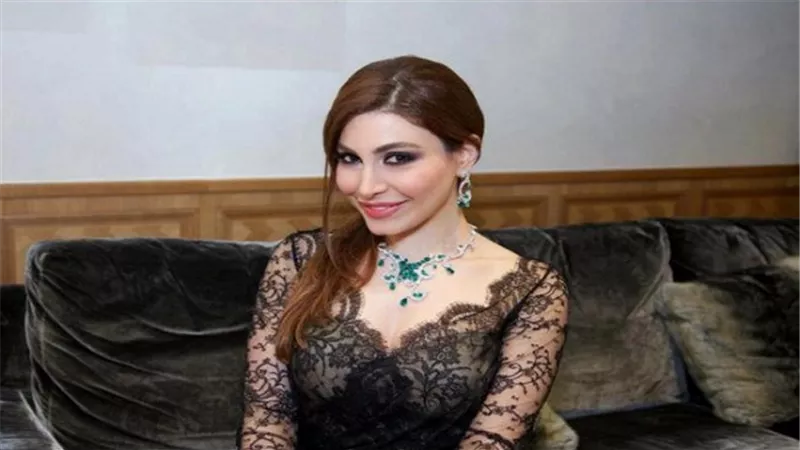 بالفيديو.. يارا تطلب من جمهورها اختيار أغاني حفلها بـ