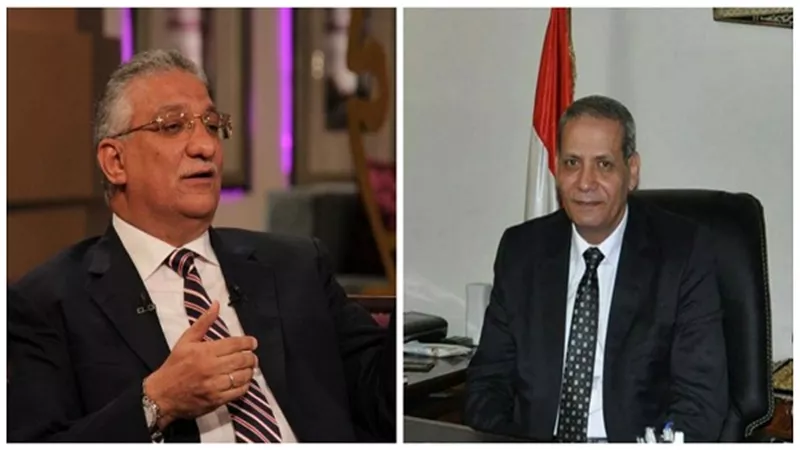 الديكتاتور يحكم 