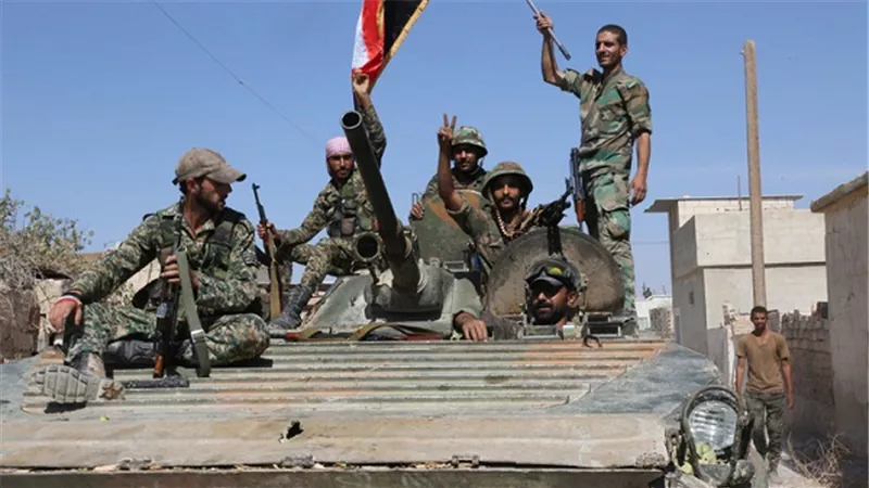 الجيش السوري يتقدم في محيط حقل الشاعر شرق حمص