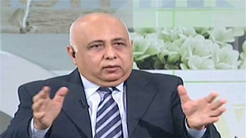 مستشار بأكاديمية ناصر يرجح وقوع عطل فني وراء سقوط الطائرة