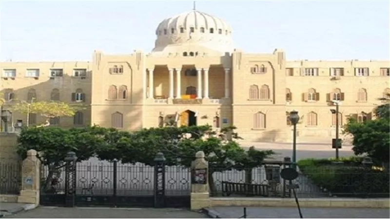 طالب بـ