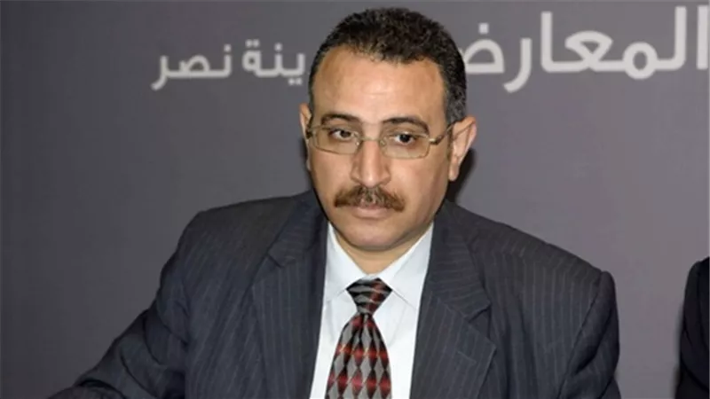 طارق فهمي: استقالة وزير دفاع إسرائيل مؤشر على استكمال مفاوضات السلام
