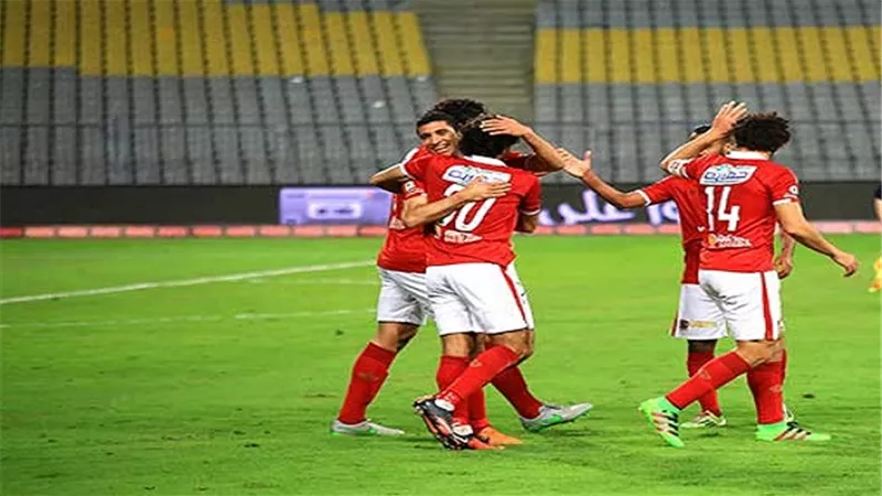 توقف لقاء الأهلي وروما 