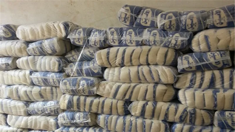 السكر يسجل 6 جنيهات بمطروح.. والزيت بـ16 في المنيا