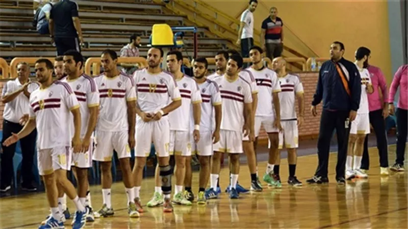 تدريبات بالكرة الطائرة للاعبي الزمالك قبل مواجهة المقاصة