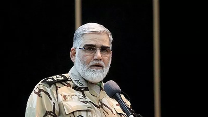 جنرال إيراني: نعد أنفسنا لمواجهة الشيطان الأكبر
