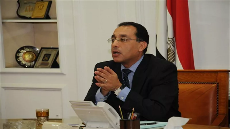 برلماني يطالب وزير الإسكان بسرعة تدشين طريق شربين العام