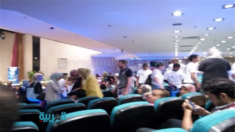 بالصور.. جامعة عين شمس تملأ فراغ مؤتمراتها بـ