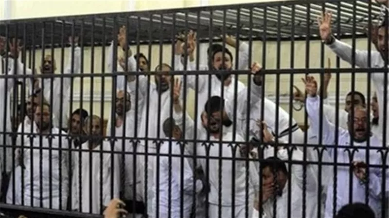 بدء محاكمة 36 متهمًا في 