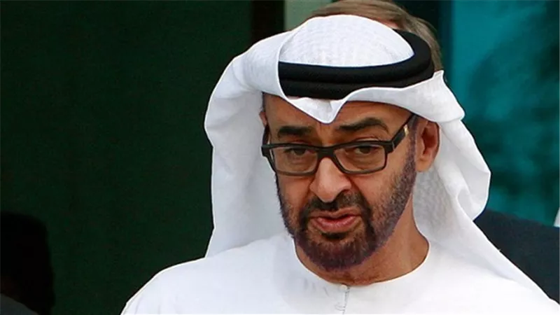 ولي عهد أبوظبي يصل إلى مطار القاهرة