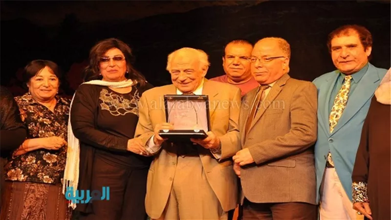 بالصور.. تكريم رشوان توفيق بحضور نجوم الزمن الجميل