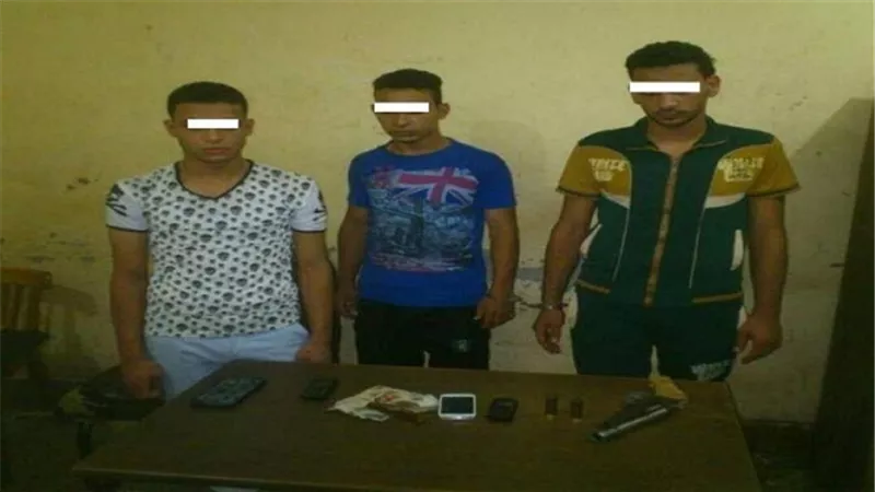 ضبط تشكيل عصابى تخصص في سرقة المواطنين بالتجمع الخامس