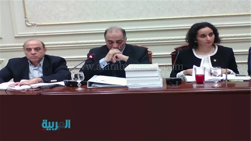 تعاون بين 