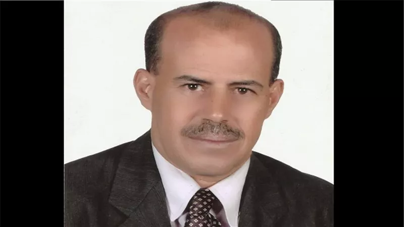 العاملون بـ