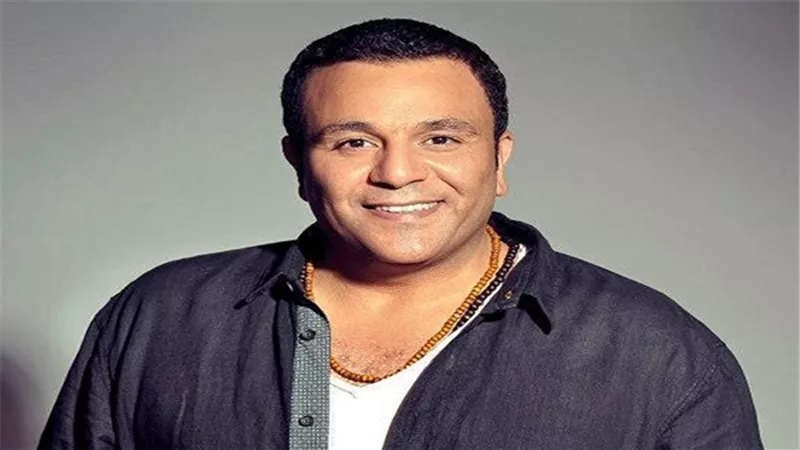 محمد فؤاد يحتفل بتخرج نجلته 