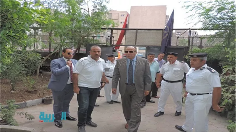 بالصور.. مساعد وزير الداخلية يتفقد الإجراءات التأمينية بجراجات النقل