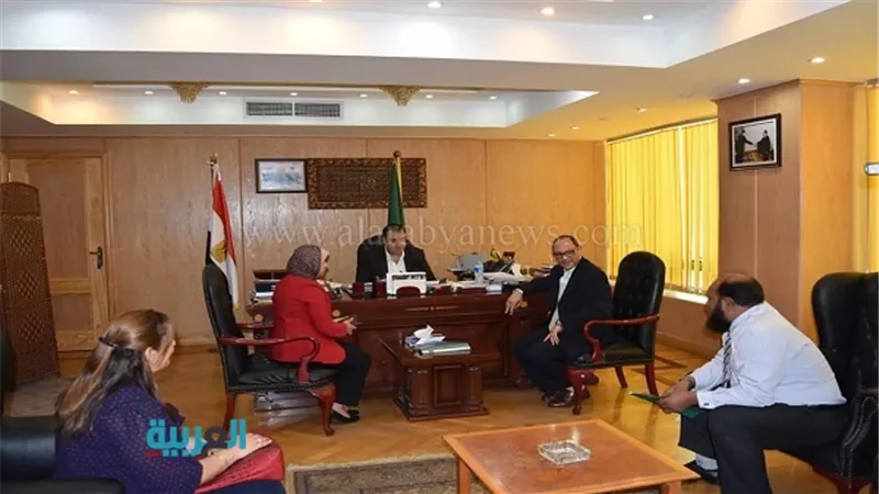 المحافظ: تخصيص 1000 متر لإقامة فرع نقابة التمريض بالفيوم