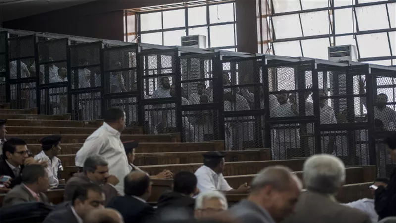 إلغاء حبس 8 طلاب بالأزهر لاتهامهم بالتظاهر دون تصريح