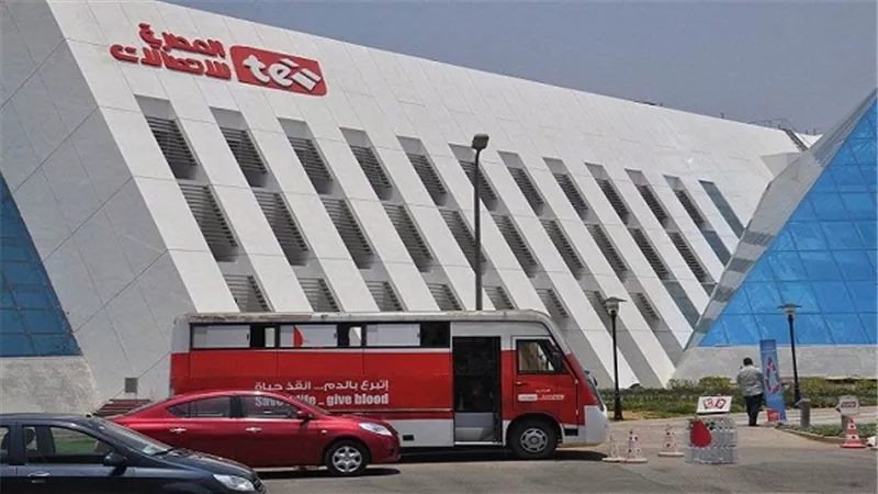 العاملون بـ