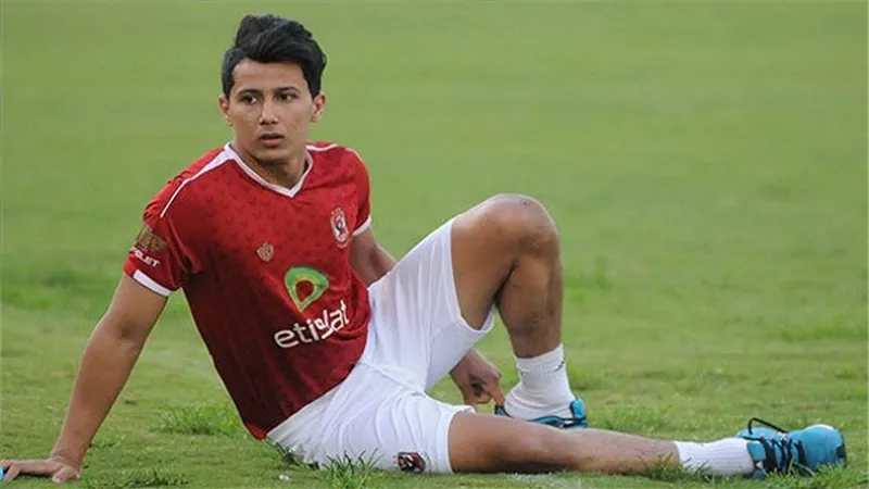 عمرو جمال يطلب الرحيل من الأهلي