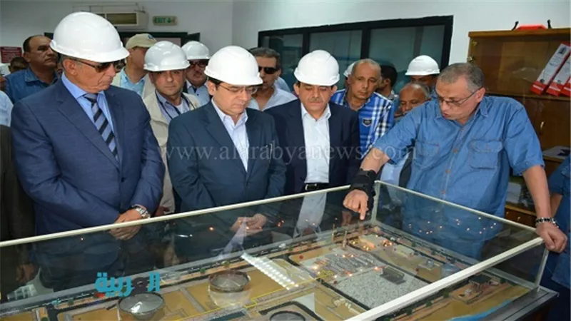 بالصور.. وزير البترول ومحافظ البحر الأحمر يتفقدان مستشفى رأس غارب المركزي.. 