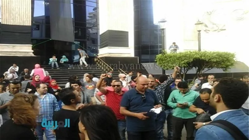 مشادات كلامية بين أعضاء مجلس 